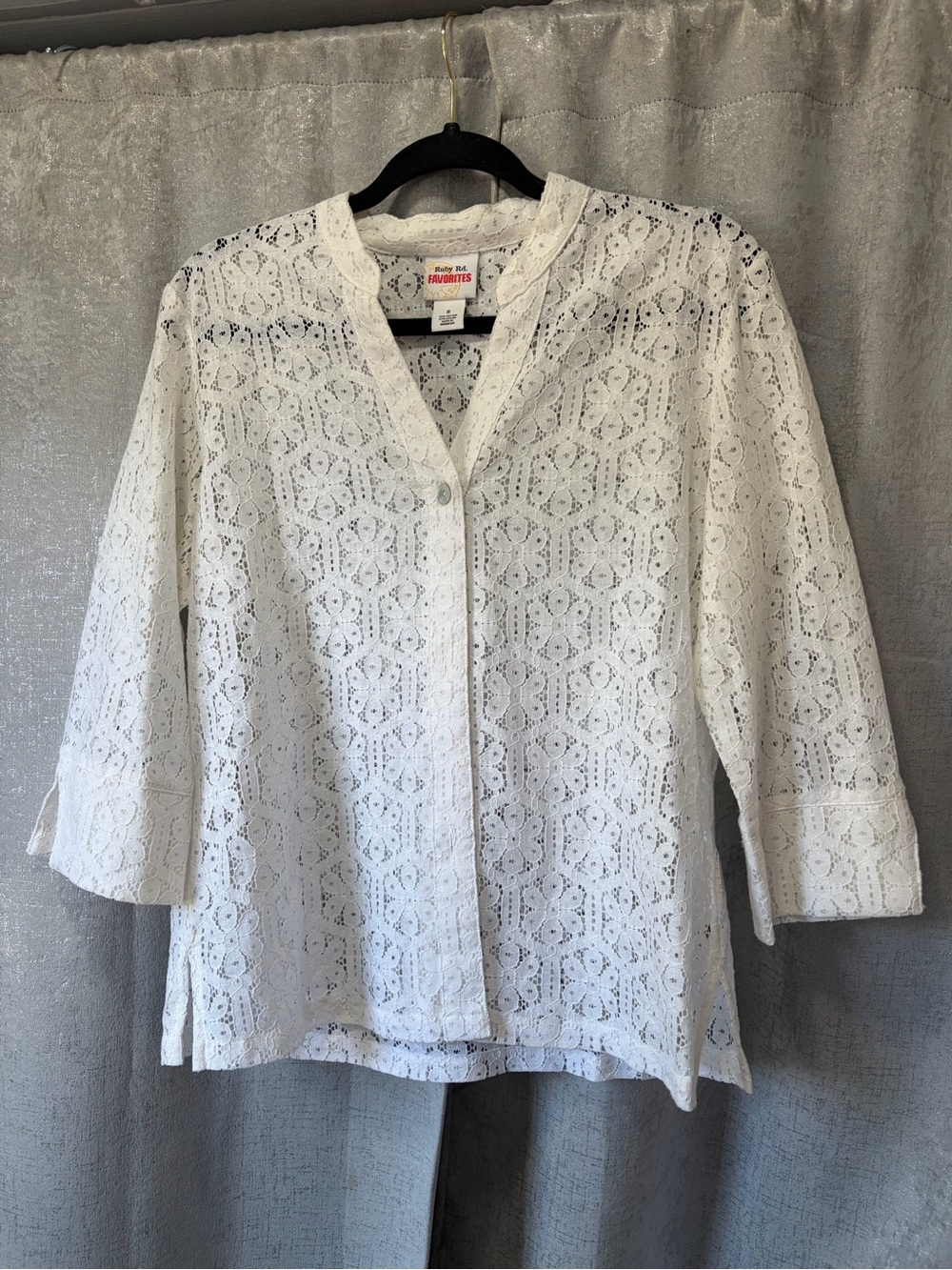 Ruby Rd. White Lace Button-Down Blouse 8